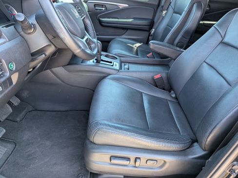 Used 2019 Honda Pilot EX-L image 9
