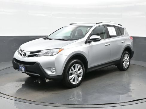 Used 2014 Toyota RAV4 Limited w/ Technology Package AWD/4WD image 2