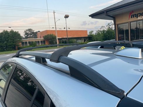 Used 2019 Subaru Crosstrek 2.0i Premium w/ Eyesight System image 9