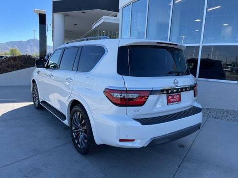 Used 2023 Nissan Armada Platinum w/ Captain's Chairs Package AWD/4WD image 5