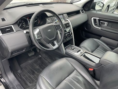 Used 2019 Land Rover Discovery Sport HSE image 13