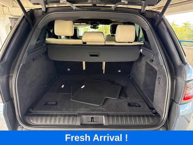Used 2019 Land Rover Range Rover Sport HSE AWD/4WD image 4