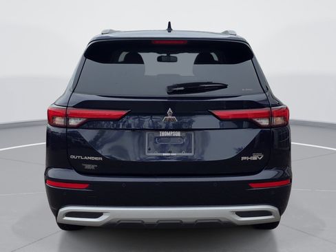 Used 2024 Mitsubishi Outlander SEL AWD/4WD image 4