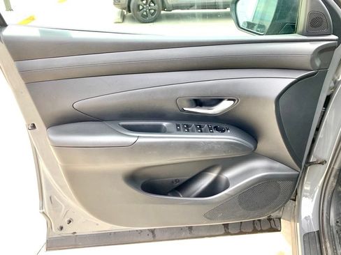 Used 2025 Hyundai Tucson SEL FWD image 10