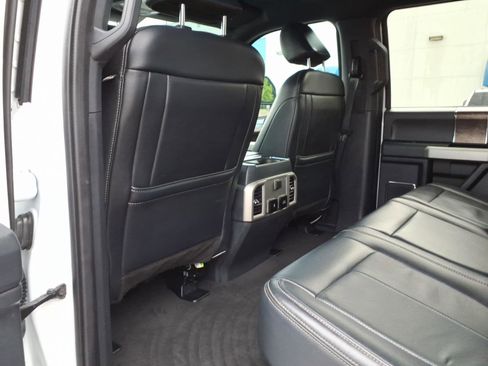 Used 2022 Ford F350 Lariat w/ Chrome Package AWD/4WD image 9
