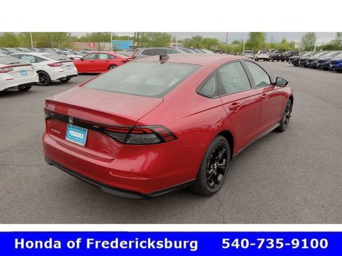 Used 2025 Honda Accord SE image 6