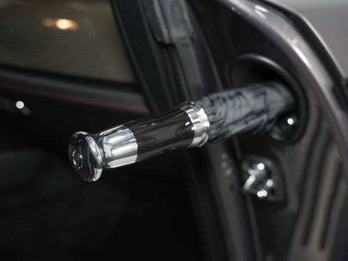 Used 2019 Rolls-Royce Wraith image 37