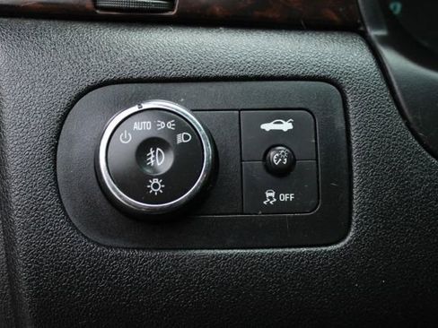 Used 2016 Chevrolet Impala LTZ FWD image 14