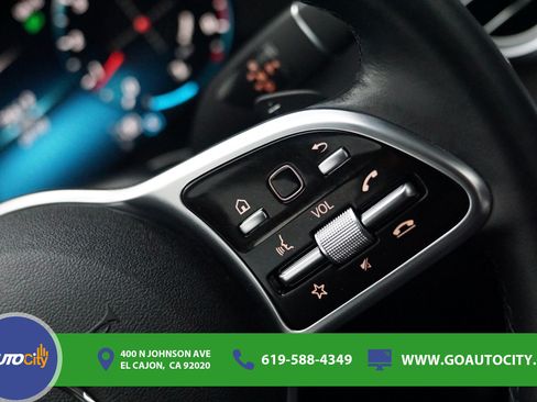 Used 2021 Mercedes-Benz C 300 Sedan image 21