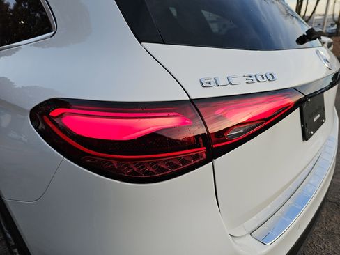 New 2026 Mercedes-Benz GLC 300 image 35