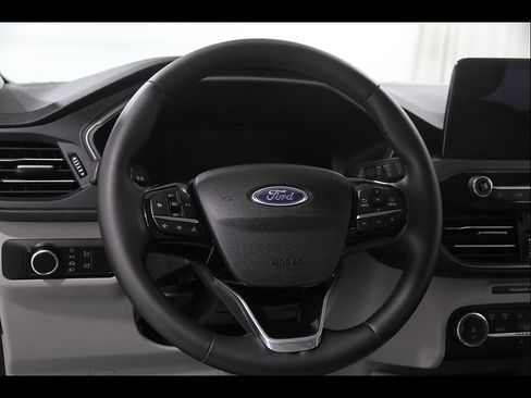 Used 2025 Ford Escape Active w/ Cold Weather Package AWD/4WD image 7