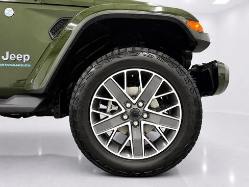 Used 2024 Jeep Wrangler High Altitude AWD/4WD image 12