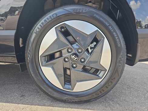 Used 2024 Hyundai Kona SE FWD image 33