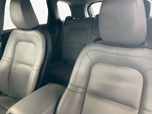 Used 2022 Lincoln Corsair AWD w/ Premium Package image 13