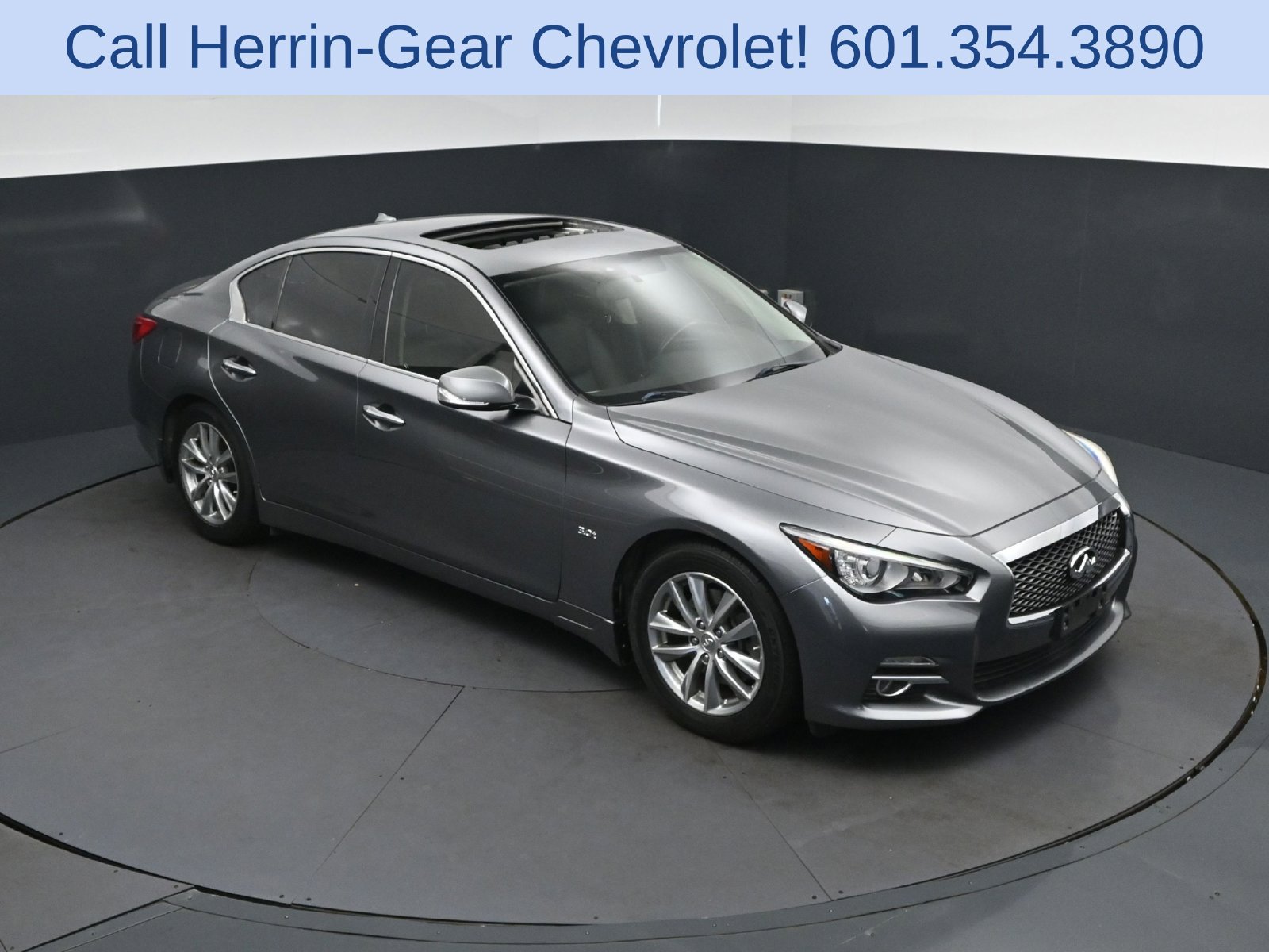 Used 2017 INFINITI Q50 3.0t Premium w/ 3.0T Premium Plus Package RWD image 36