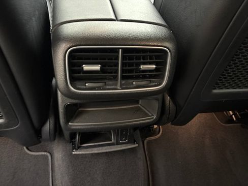 Used 2022 Mercedes-Benz GLE 350 4MATIC image 30