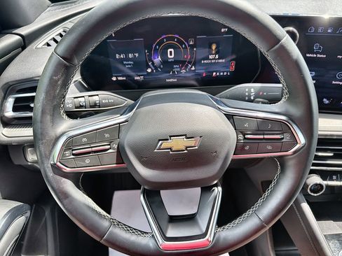 Used 2026 Chevrolet Traverse LT AWD/4WD image 19