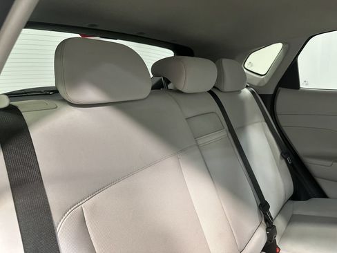 Used 2025 Hyundai Kona SEL FWD image 85