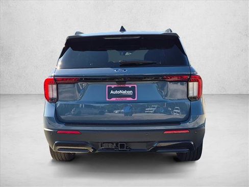 New 2026 Ford Explorer ST-Line w/ ST-Line Street Pack RWD image 9