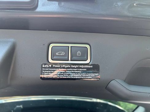 Used 2024 Kia EV9 Land AWD/4WD image 22