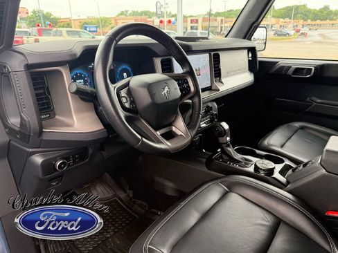 Used 2025 Ford Bronco Outer Banks AWD/4WD image 9