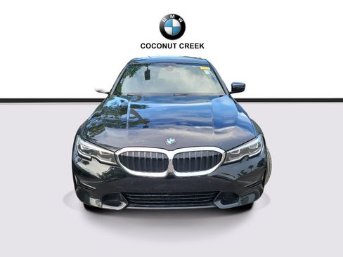 Used 2019 BMW 330i Sedan w/ Convenience Package RWD image 2