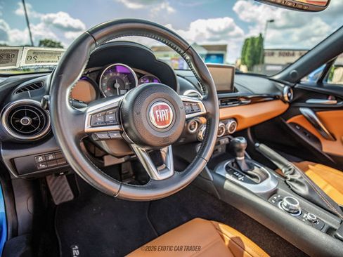 Used 2017 FIAT 124 Spider Lusso RWD image 33