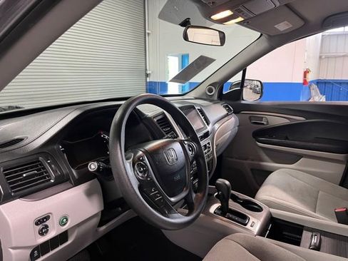 Used 2018 Honda Pilot EX image 20