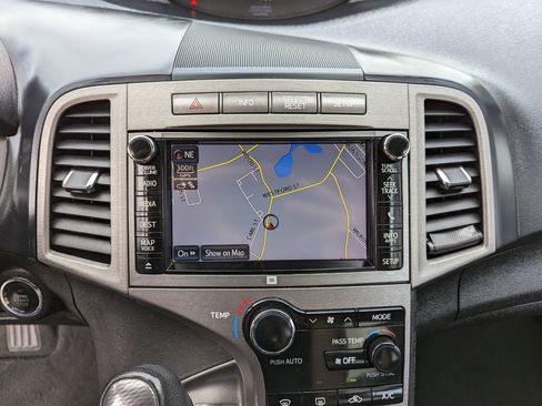 Used 2014 Toyota Venza Limited image 21