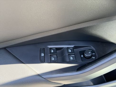 Used 2019 Volkswagen Jetta GLI Autobahn FWD image 16