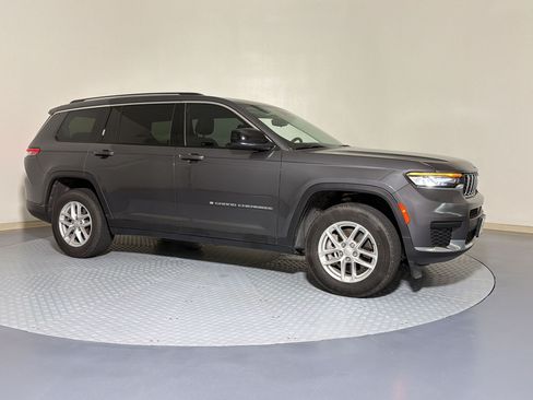 Used 2023 Jeep Grand Cherokee L Laredo w/ Trailer Tow Group (B) AWD/4WD image 7