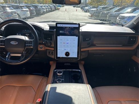 Certified 2022 Ford Expedition Max Platinum image 15