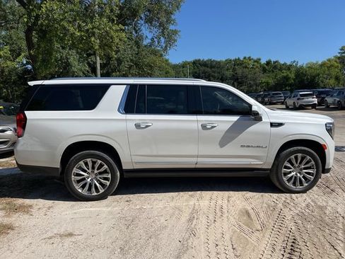 Used 2022 GMC Yukon XL Denali w/ Max Trailering Package AWD/4WD image 18