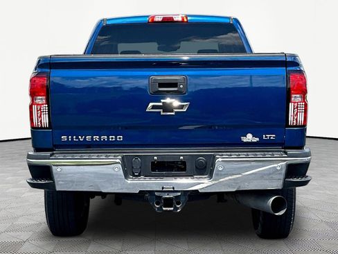 Used 2019 Chevrolet Silverado 2500 LTZ w/ Duramax Plus Package AWD/4WD image 5