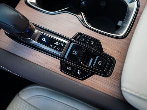 Used 2023 Lexus RX 350 Premium image 18