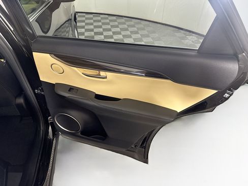 Used 2015 Lexus NX 300h AWD w/ Luxury Package image 32