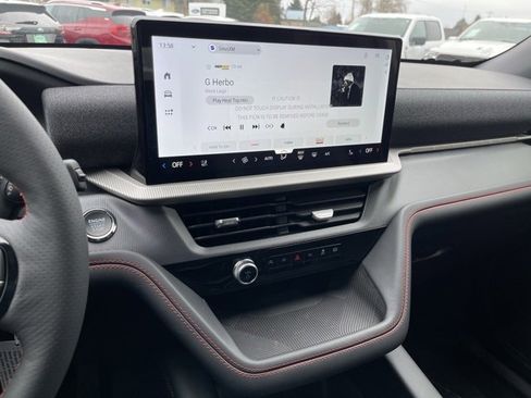 New 2026 Ford Explorer ST-Line w/ ST-Line Street Pack image 10