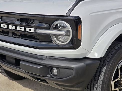 Used 2024 Ford Bronco Outer Banks AWD/4WD image 7