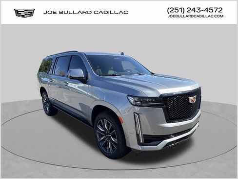 Used 2024 Cadillac Escalade ESV Sport Platinum AWD/4WD image 1