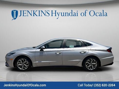 Used 2023 Hyundai Sonata SEL FWD image 6