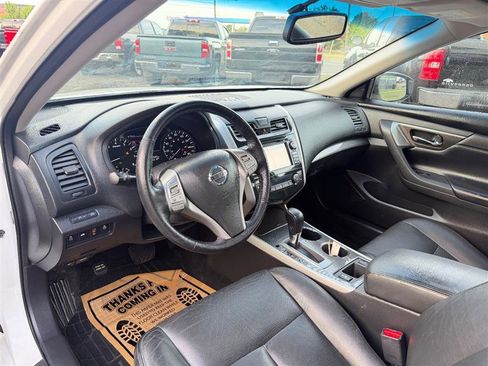 Used 2014 Nissan Altima 2.5 SL w/ Technology Package image 15