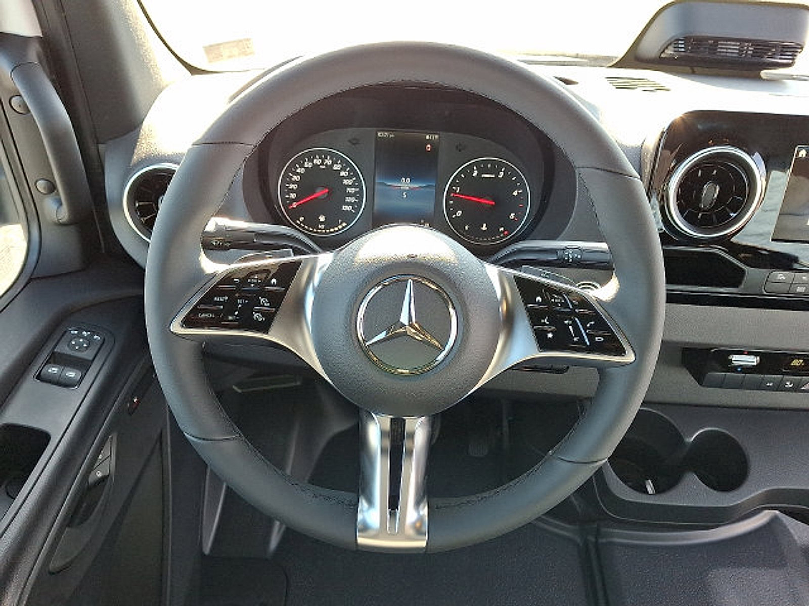 Used 2026 Mercedes-Benz Sprinter 2500 image 17
