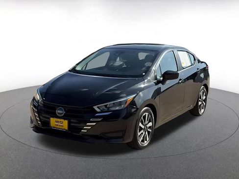 Used 2025 Nissan Versa SV FWD image 6
