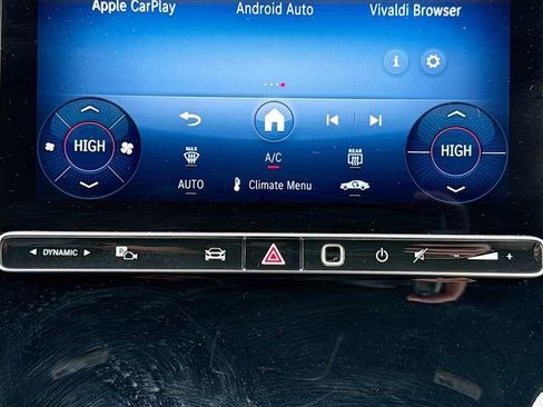 Used 2025 Mercedes-Benz GLC 300 GLC 300 image 16