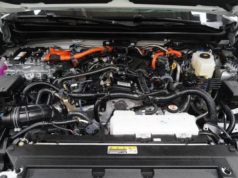 Used 2025 Toyota Tacoma Trailhunter image 32