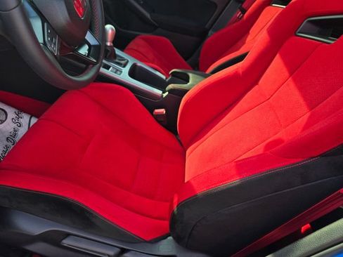 Used 2025 Honda Civic Type R image 16