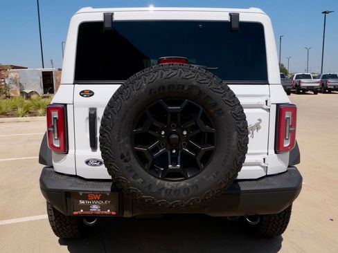New 2026 Ford Bronco Badlands AWD/4WD image 5
