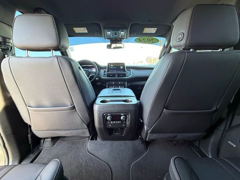 Used 2024 Chevrolet Tahoe RST w/ RST Performance Edition image 14