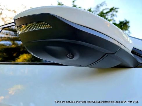 Used 2021 Audi e-tron Premium Plus w/ Premium Plus Package image 90