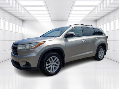 Used 2014 Toyota Highlander LE